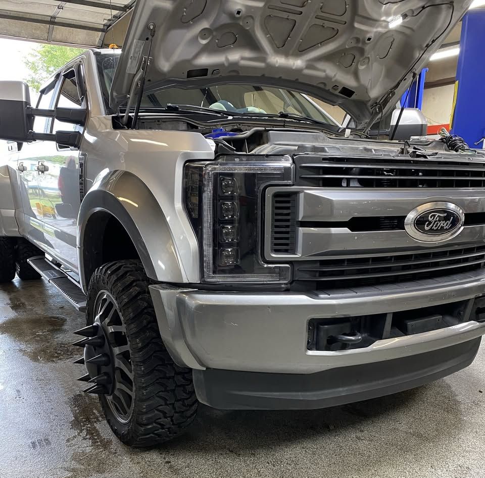 Ford F-250 Power Stroke diesel being serviced at Whitty'z Diesel